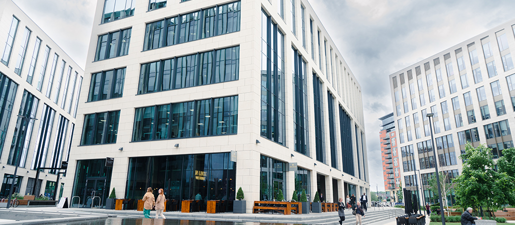 Cubo Leeds coworking space — 1 location with hot desks from £175/mo, 24/7 access and 10Gb WiFi